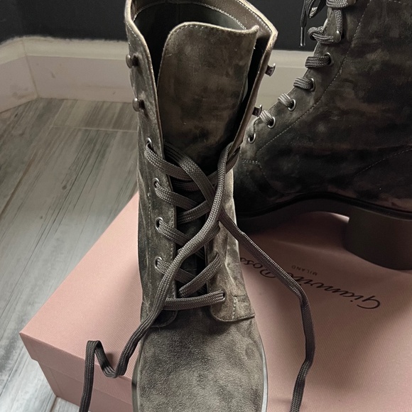Gianvito Rossi  Block-Heel Suede Combat Boots Dark Olive size 39 - Picture 11 of 11